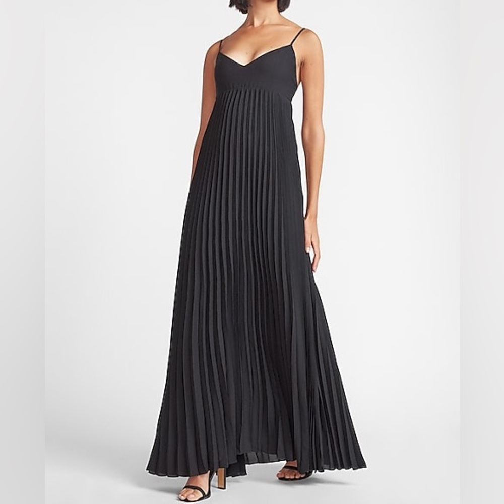 Express NWT black pleated maxi dress fully lined XS spaghetti straps